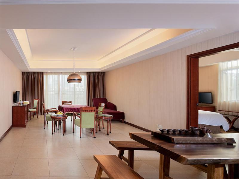 Vienna Hotel Dongguan Hou Street Wanda Plaza 외부 사진