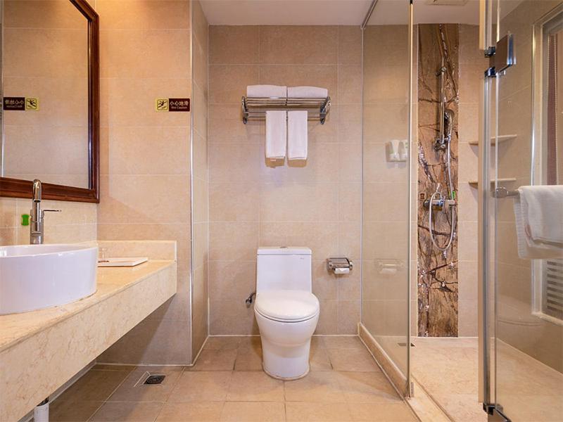Vienna Hotel Dongguan Hou Street Wanda Plaza 외부 사진